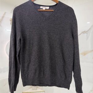 Calvin Klein 100% Merino Wool V-Neck Sweater Charcoal Gray Women’s L